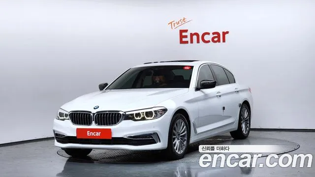 BMW 5 (G30) 520i