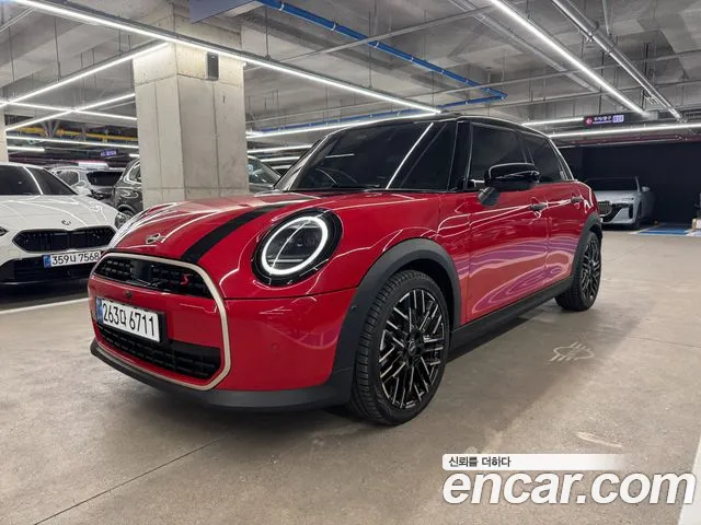 MINI Cooper S 4 5