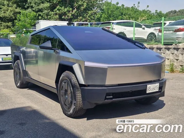 Tesla AWD
