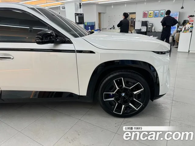 BMW XM (G09) 4.4