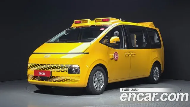 Hyundai Staria L3.5 15