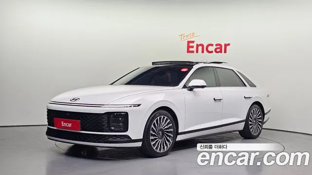 Hyundai Grandeur Hybrid (GN7)