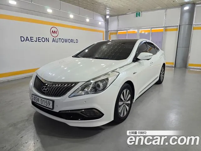 Hyundai Grandeur HG Hybrid Premium
