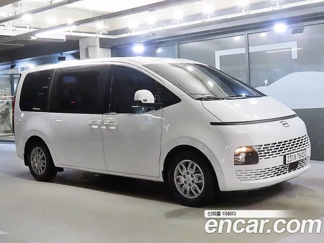 Hyundai Staria 9