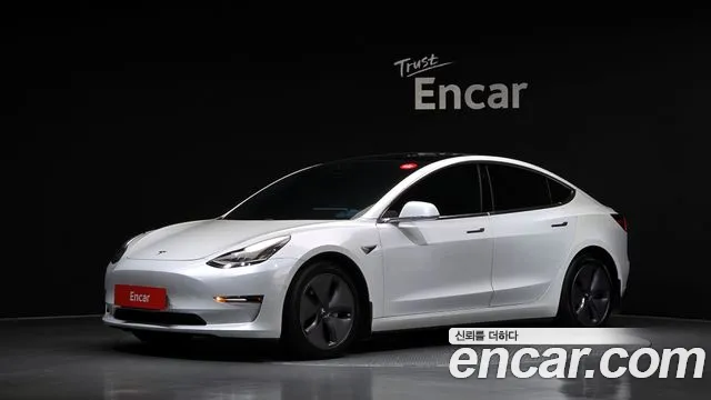 Tesla 3 AWD