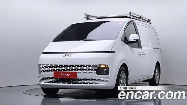 Hyundai Staria 3