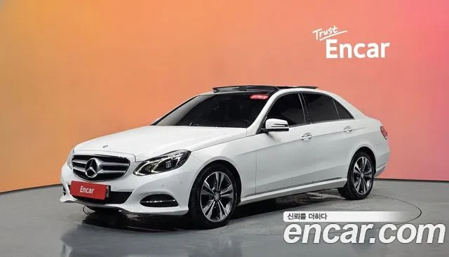 Mercedes-Benz E- W212 E300 4MATIC