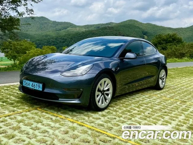 Tesla 3 AWD
