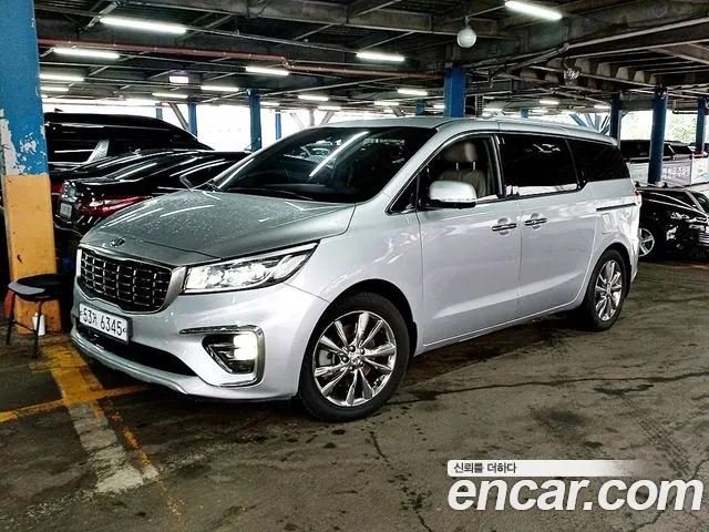 Kia The New Carnival 9 Noblesse