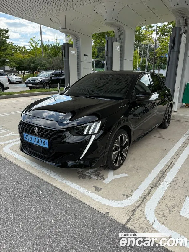 Peugeot e-208 2 generation GT