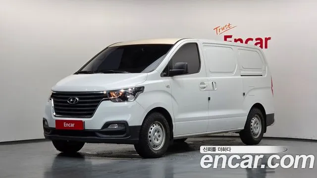 Hyundai The New Grand Starex Van 3 Style