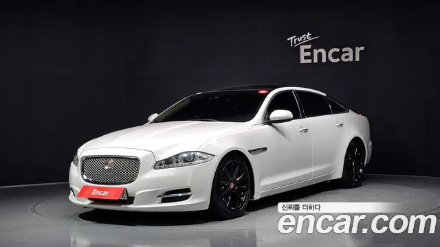 Jaguar All New XJ 3.0 D Premium Luxury LWB X351