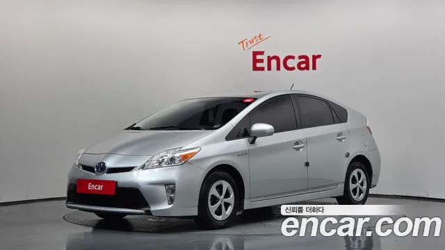 Toyota Prius 1.8 E