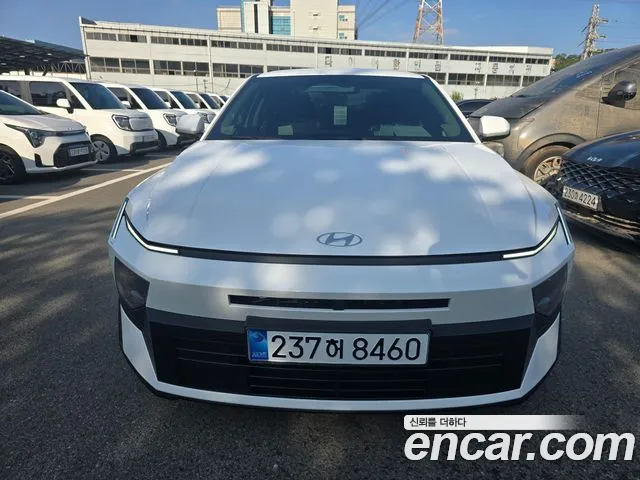 Hyundai Avante (CN8) 2.0 Modern