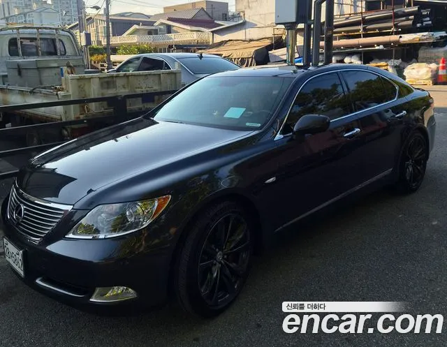 Lexus LS460 STD XF40