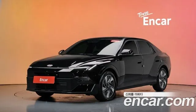 Hyundai Avante (CN8) 2.0 Modern