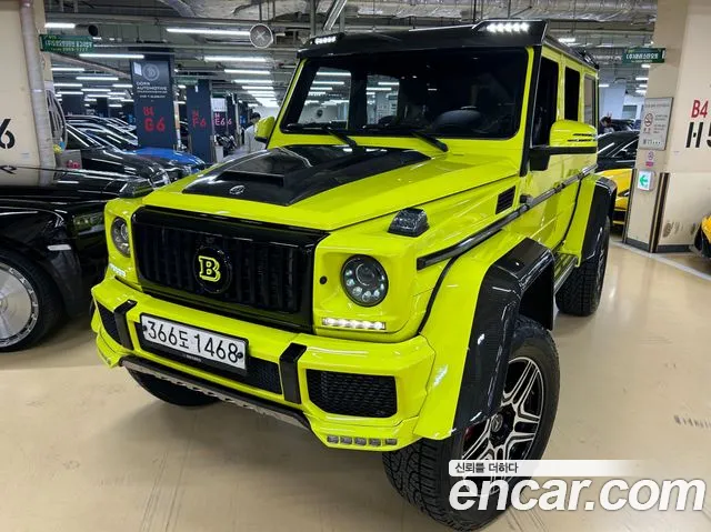 Mercedes-Benz G- W463 G500