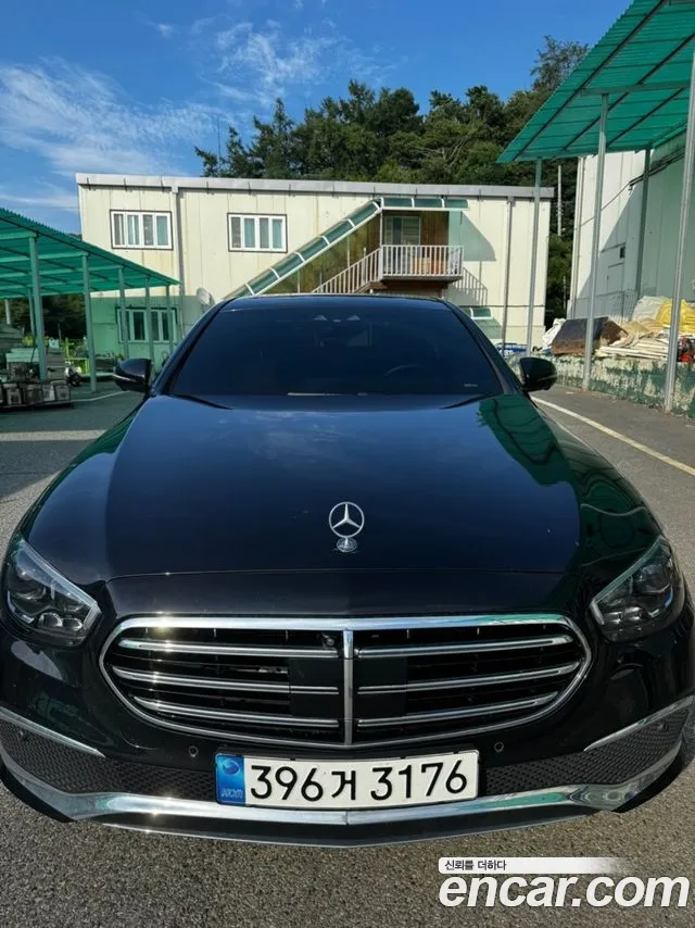 Mercedes-Benz E- W213 E350 4MATIC Exclusive