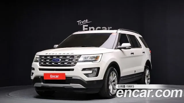 Ford Explorer 2.3 Limited 4WD 5