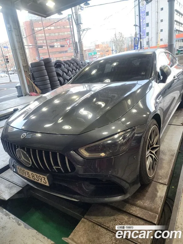 Mercedes-Benz AMG GT 4 43 4MATIC+
