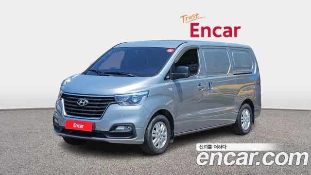 Hyundai The New Grand Starex 3