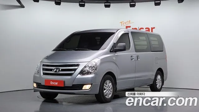 Hyundai Grand Starex 3
