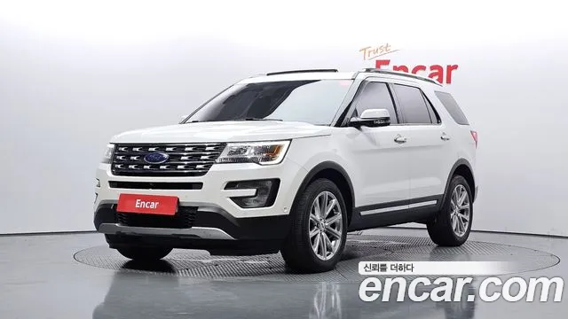 Ford Explorer 2.3 Limited 4WD 5