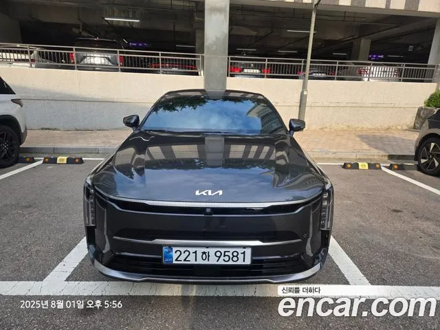 Kia The New K8 3.5 Gasoline 2WD Signature