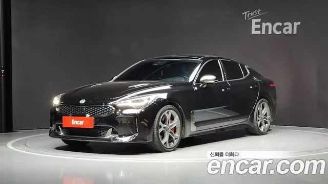 Kia Stinger 3.3 Turbo AWD GT