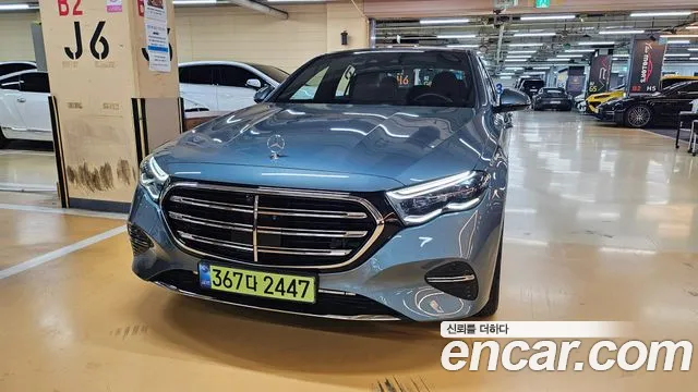 Mercedes-Benz E- W214 E300 4MATIC Exclusive