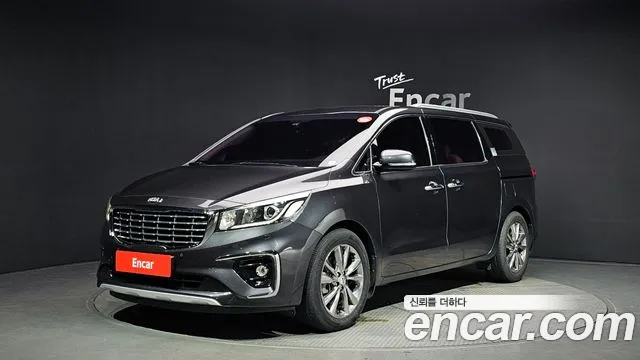 Kia The New Carnival 9 Prestige