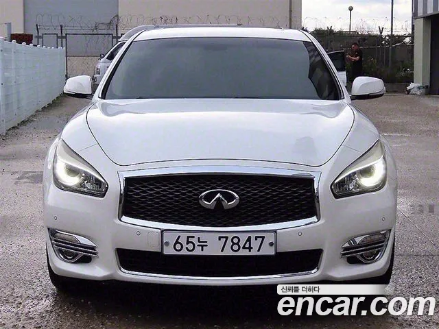 Q70 3.7