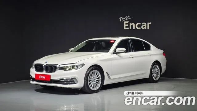 BMW 5 (G30) 520i