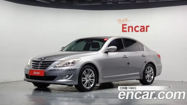 Hyundai Genesis BH330 Base