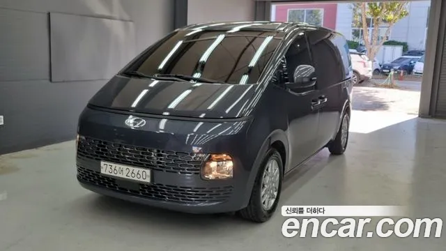 Hyundai Staria 4WD 11