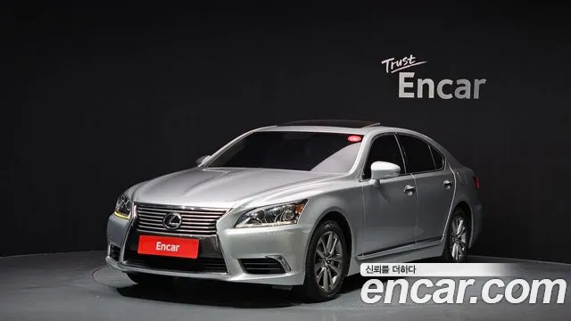 Lexus LS460 AWD XF40