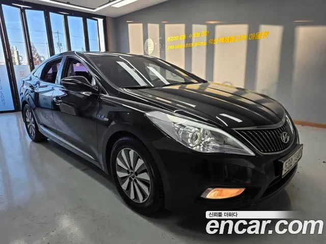 Hyundai Grandeur HG Hybrid Premium