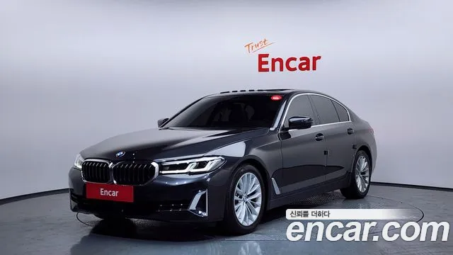 BMW 5 (G30) 520i