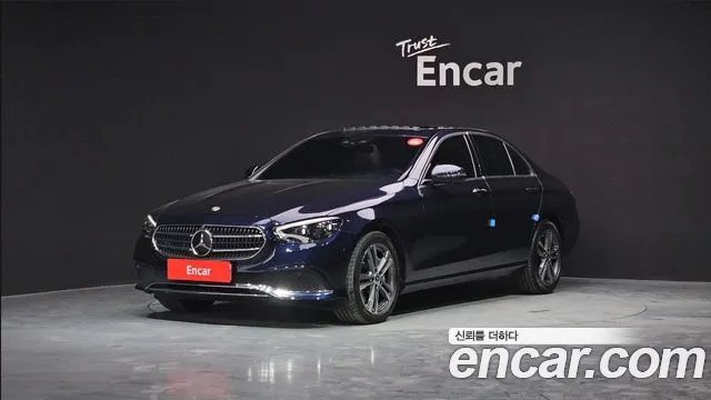 Mercedes-Benz E- W213 E350 4MATIC