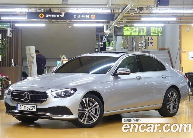 Mercedes-Benz E- W213 E350 4MATIC