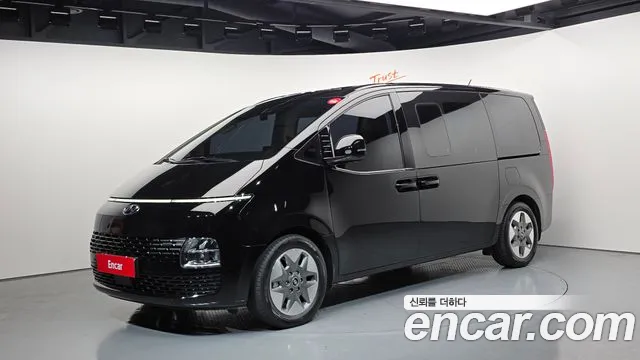 Hyundai Staria 9