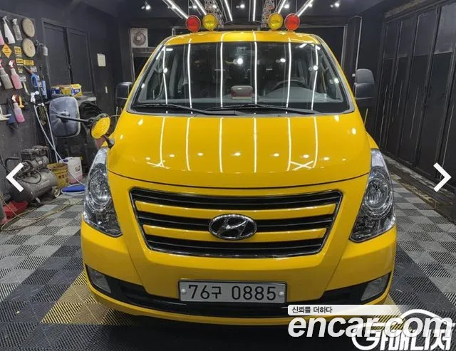 Hyundai Grand Starex