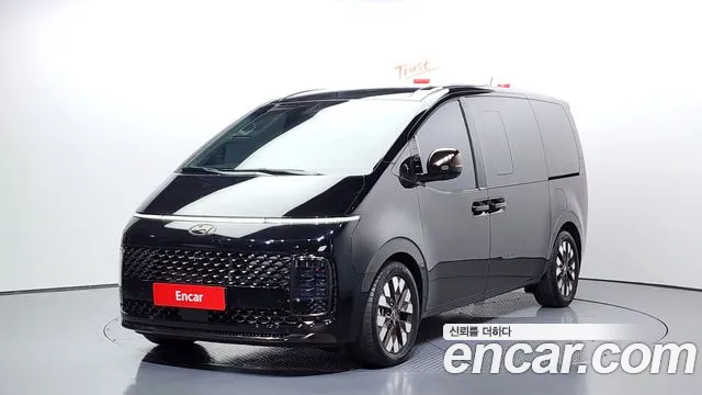 Hyundai Staria 4WD 9 Inspiration