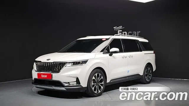 Kia Carnival 4 Gasoline 7 Noblesse