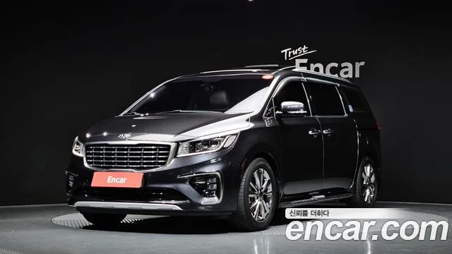 Kia The New Carnival 9 Noblesse
