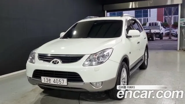 Hyundai Diesel 2WD 300VXL Premium