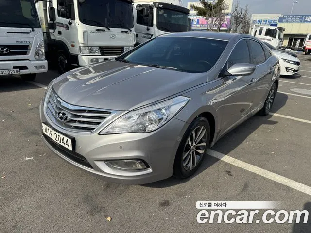 Hyundai Grandeur HG HG240