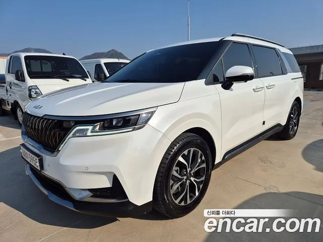 Kia Carnival 4 Gasoline 9 Noblesse