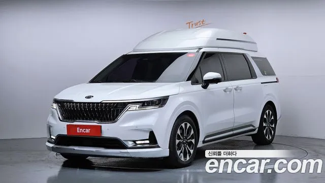 Kia Carnival 4 Gasoline 7 Signature