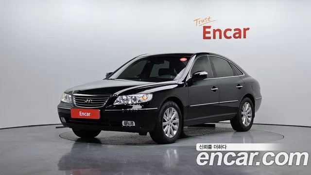 Hyundai Grandeur Q270 Base